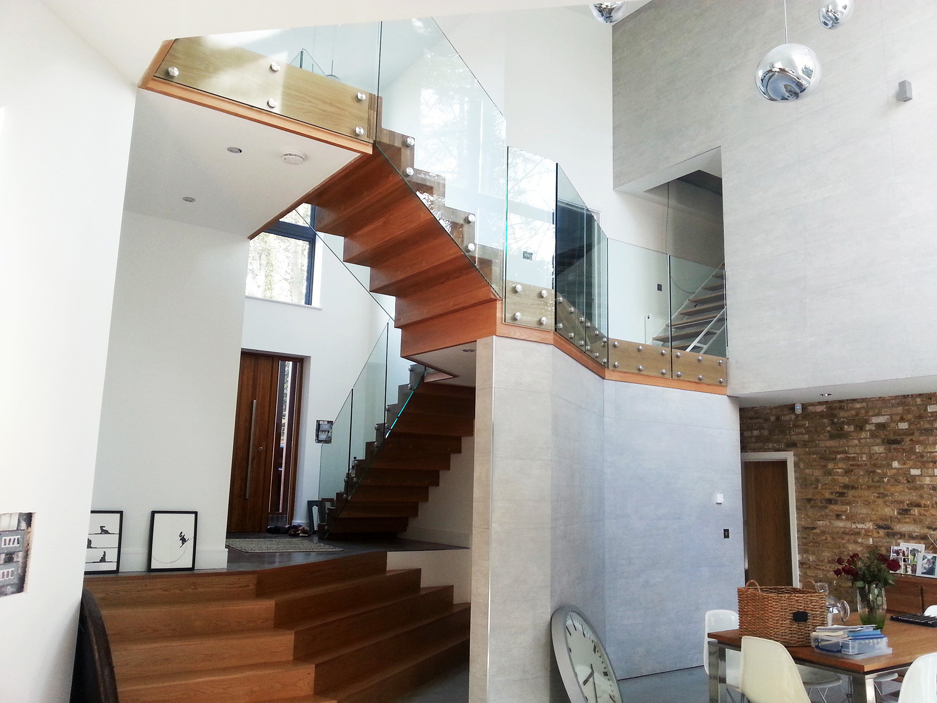 Large glass staircase glass toughened glass